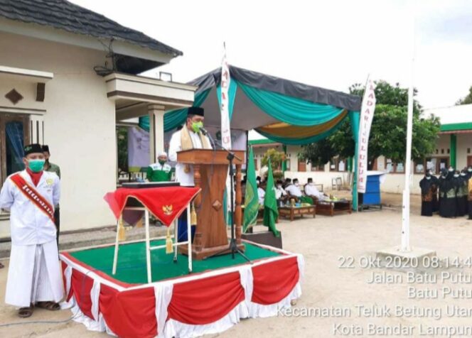 
					Kepala Kemenag Bandar Lampung Pimpin Upacara Peringatan Hari Santri Nasional di Ponpes Madarijul ‘Ulum