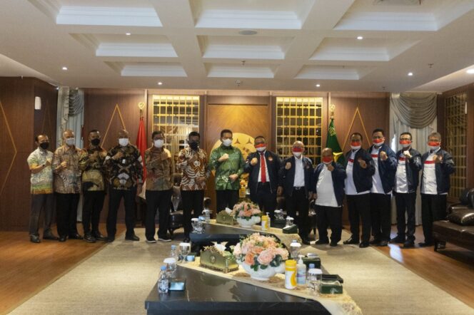 
					Jaksa Agung RI Menerima Kunjungan kerja Kepala BP2MI