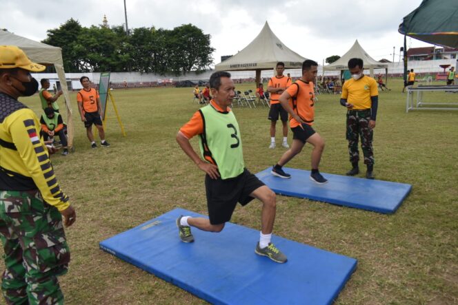 
					Korem 043/Gatam Laksanakan Tes Kesegaranan Jasmani Periodik Smester II Tahun 2021