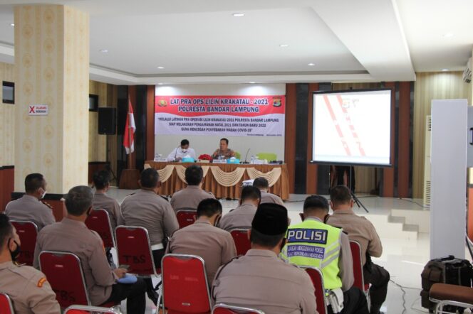 
					Polresta Bandar Lampung Gelar Pelatihan Pra Operasi Lilin Krakatau 2021