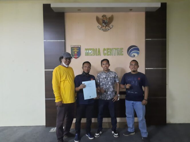 
					Edwin Febrian, Bacalon yang Pertama Serahkan Berkas Pendaftaran Ketua IJP
