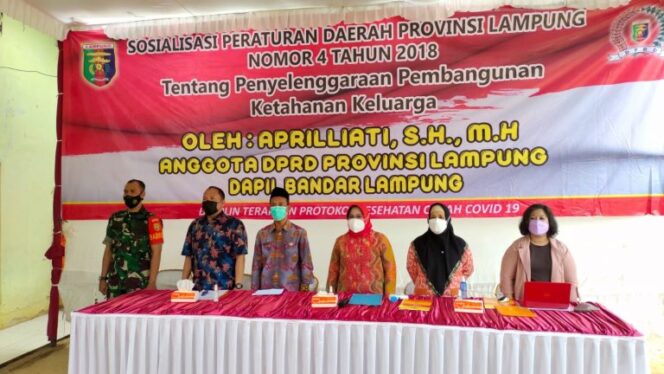 
					Sosper di TKB, Aprilliati Ajak Masyarakat Bentengi Keluarga Dengan Moral dan Akhlak yang Baik