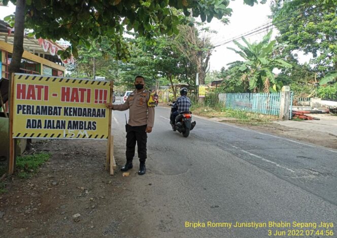 
					Jalan Sultan Haji Mengalami Kerusakan, Camat Tarsi Juliawan: Sudah Disampaikan, Dinas PU Segera Perbaiki