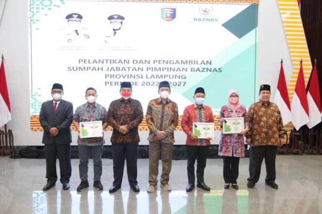 
					Gubernur Arinal Lantik Pimpinan Baznas Lampung Periode 2022-2027