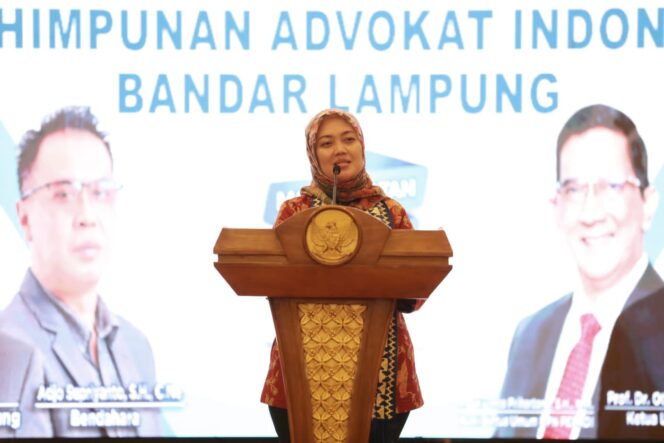 
					Hadiri Pelantikan Pengurus DPC Peradi Bandar Lampung 2022-2027, Wagub Chusnunia Berharap Para Advokat Dapat Wujudkan Harapan Masyarakat yang Mencari Keadilan