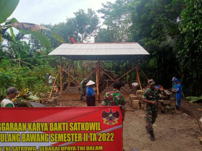 
					Kodim 0426 Bangun Rumah Janda Sebatang Kara di Tuba