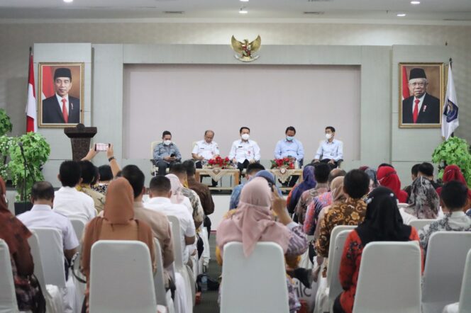 
					Kemendagri Gelar Anev dan Asisten Percepatan Realisasi APBD
