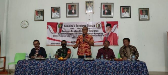 
					Anggota DPRD Lampung Sosper Rembug Desa Di Tulang Bawang