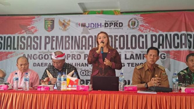 
					Ni ketut Dewi Nadi Sosialisasi Ideologi Pancasila di Kecamatan Rumbia