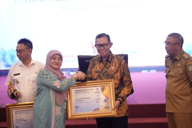 
					Gubernur Lampung Terima Penghargaan BKN Award 2023