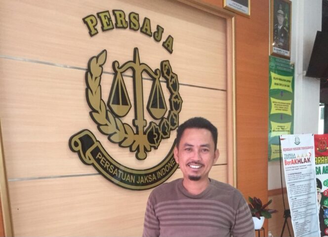
					Didampingi Ketua TAJI, Lembaga SP3 Resmi Laporkan SMK 1 Maarif kepada Kajari Tanggamus