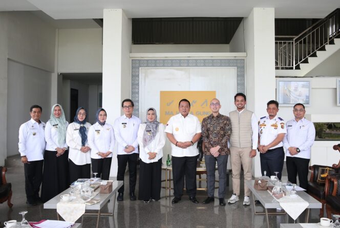 
					Gubernur Lampung Terima Kunjungan Kedutaan Besar Singapura, Jajaki Kerjasama antara Singapura dengan Provinsi Lampung
