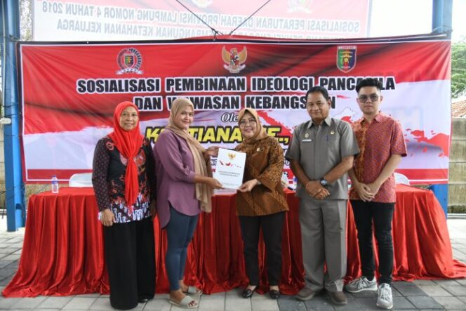 
					Anggota DPRD Lampung Kostiana Sosialisasikan IPWK di Kecamatan Kedaton
