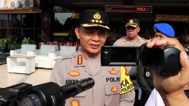 
					Polresta Bandar Lampung Buka Layanan Penitipan Motor Selama Mudik Lebaran 2024