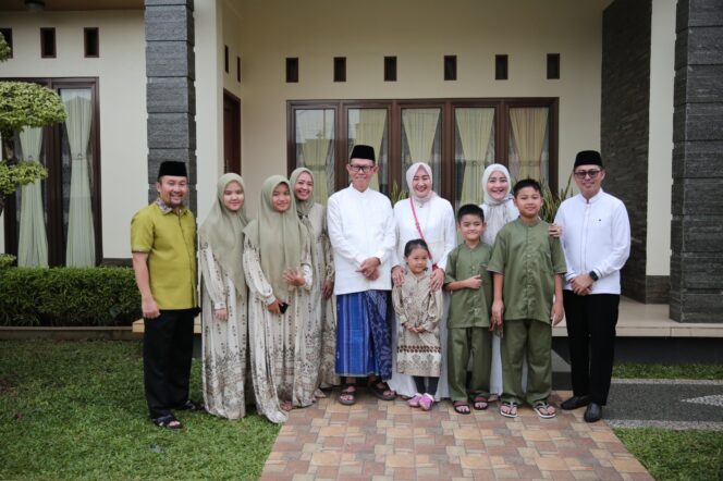 
					Idul Adha 1445 H, Plh Gubernur Lampung Fahrizal Darminto Gelar Open House