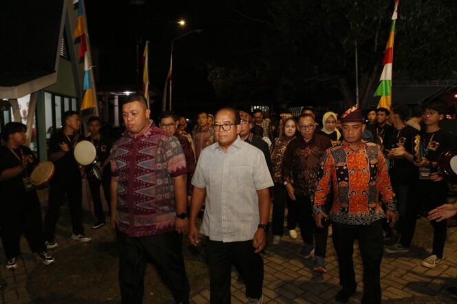 
					Pj Gubernur Samsudin Bersama Sekretaris Dirjen Kebudayaan Buka Festival Musik Tradisi Indonesia Recaka Musik Lampung