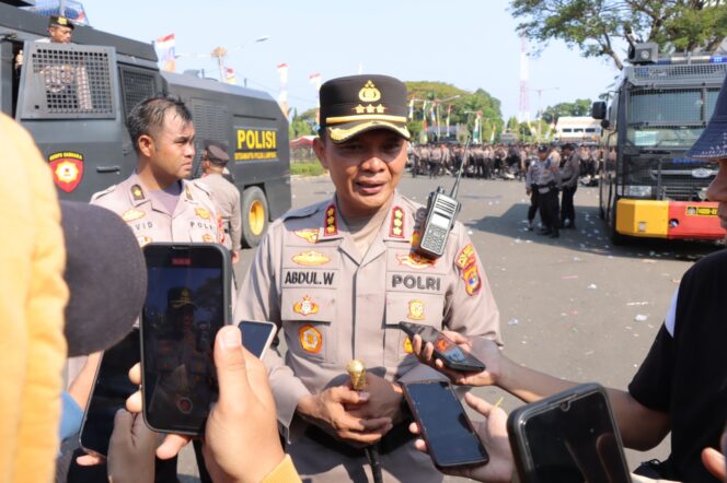 
					Kapolresta Bandar Lampung Apresiasi Unjuk Rasa Tolak Revisi UU Pilkada di Bandar Lampung Berlangsung Tertib