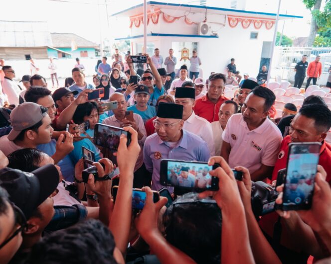 
					Ketua Gerindra Lampung, Rahmad Mirzani Djausal Hantarkan Langsung Pasangan Winarti – Reynata ke KPU Tuba