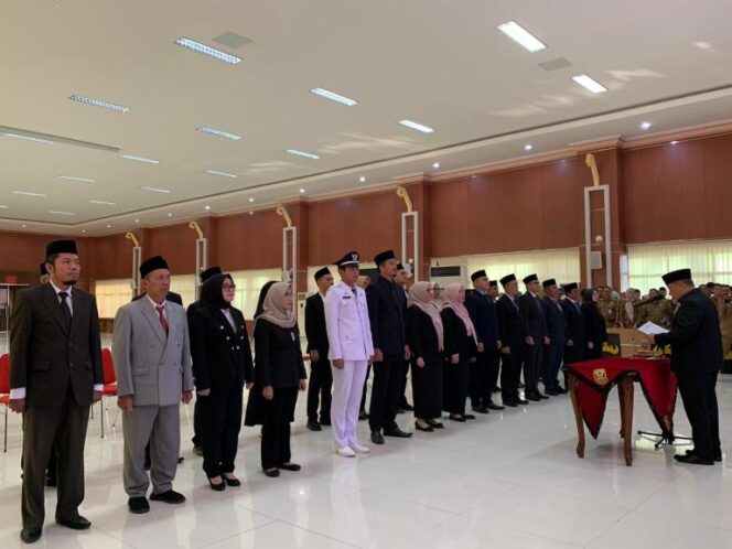 
					Pemkot Bandar Lampung Lantik 7 Kepala OPD Baru, Dedi Sutioso Jabat Kadis PU, Muhaimin Kadispora