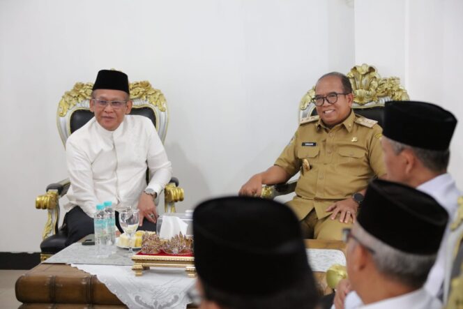 
					Pj Gubernur Samsudin Apresiasi Kinerja MUI dan Ajak Berkontribusi Aktif dalam Pembangunan Masjid Al-Hijrah Kota Baru