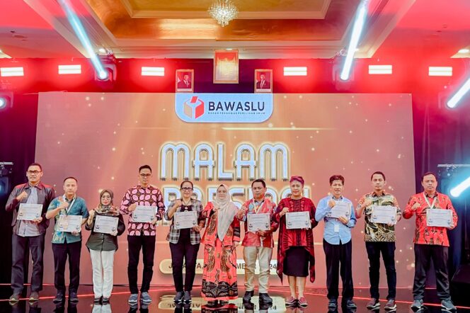
					Bawaslu Lampung Raih Apresiasi Pencegahan Dan Pengawasan Partisipatif Teraktif