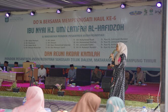 
					Wagub Lampung Terpilih, dr. Jihan Nurlela Hadiri Haul Nyai Hj. Latifah Al-Hafidzhoh di Lampung Timur