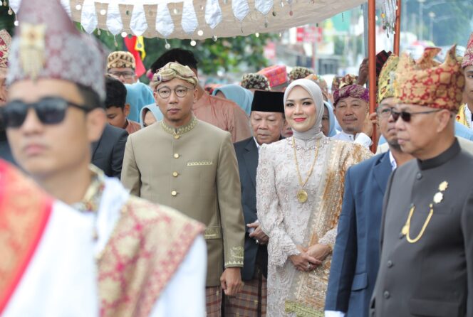 Tradisi Adat ‘Ngantak’ Gubernur Lampung: Simbol Kebersamaan dan Keterbukaan dalam Membangun Daerah