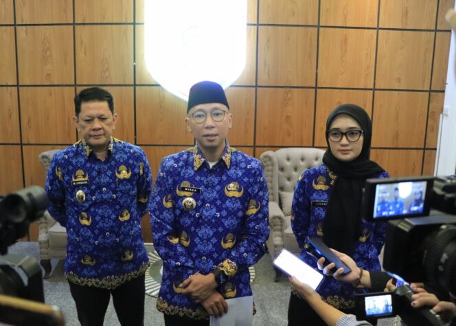 
					Gubernur Lampung Cairkan THR Rp125 Miliar untuk ASN, PPPK, dan Tunjangan Keagamaan bagi Tenaga Non-ASN
