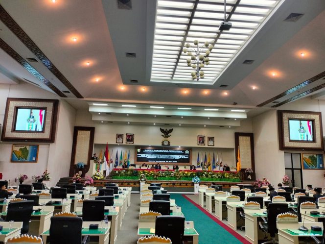 
					Rekor Gemilang! Pemprov Lampung Kantongi WTP ke-11, Bukti Kerja Nyata Menuju Pemerintahan Bersih
