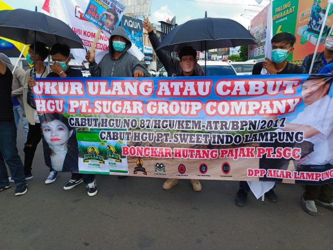 
					Setelah Rumah Purwanti Lee Digeledah, Akar Lampung Desak Kejagung Geledah Kantor dan Lahan PT SGC