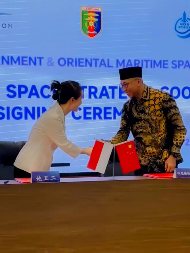 
					Gubernur Mirza Tandatangani MoU Satelit Lampung-1 di Tiongkok