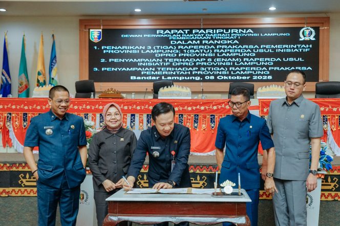 
					Tiga Raperda Baru Pemprov Lampung, BUMD Disiapkan Jadi Perseroan