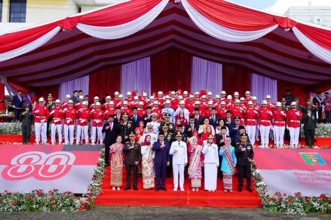 
					Upacara HUT ke-80 RI di Lampung Berlangsung Khidmat, Gubernur Mirza Ajak Masyarakat Lampung jadi Pelaku Utama Pembangunan