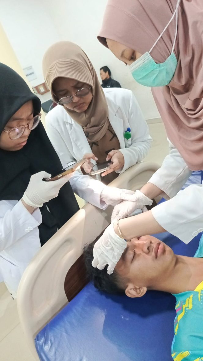 
					Adik Kandung Pimred Bicara Lampung Alami Pemukulan, Satria Aji Lakukan Pelaporan ke Polresta Bandar Lampung