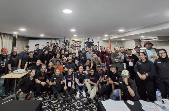 
					Kongres VIII Pewarta Foto Indonesia Memilih Dwi Pambudo dan Galih Pradipta sebagai Ketum – Sekjen PFI Pusat 2025-2028