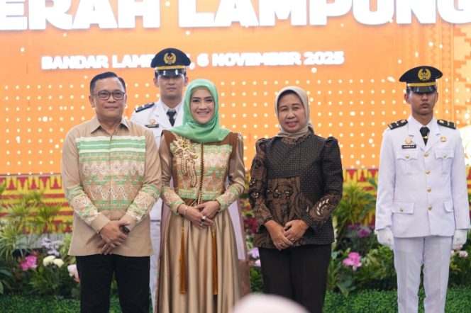 
					Rektor Unila Hadiri Pisah Sambut Kapolda Lampung di Mahan Agung