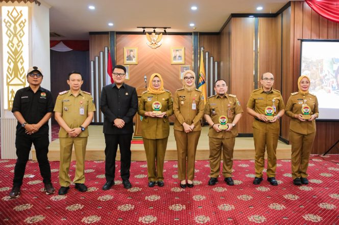 
					Di Balik Sebuah Foto: Upaya Membuka Mata Publik atas Kerja Pemerintah