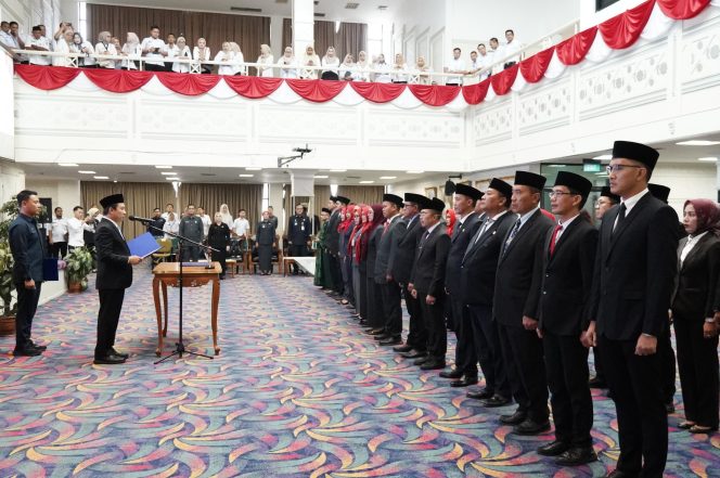 
					Sekdaprov Lampung Lantik Pejabat Administrator dan Pengawas di Lingkungan Pemprov Lampung