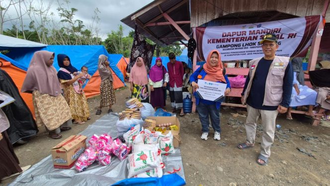 
					Unila Salurkan Bantuan Banjir ke Aceh melalui Program Unila Peduli