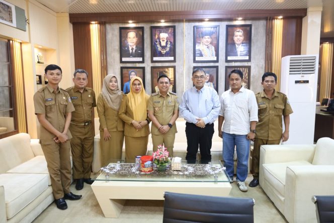 
					Unila Dampingi Way Kanan Susun Perda Gerakan Literasi Daerah