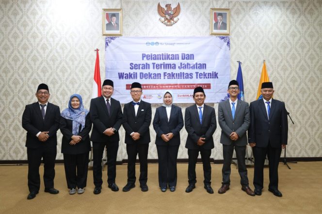 
					Rektor Unila Lantik Wakil Dekan Fakultas Teknik