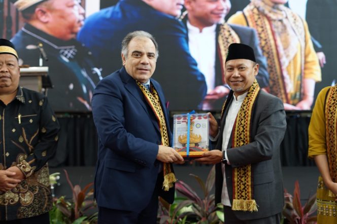 
					Ulama Didorong Jadi Garda Perdamaian Global, Deputi Kemenko PMK Soroti Peran Strategis di Lampung