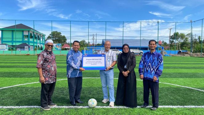 
					Lewat CSR, BRI Bengkulu Dukung Sarana Olahraga Santri Yayasan Al-Fida