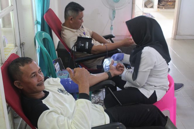 
					Peringati Hari Buruh Internasional, PT HIM Gelar Donor Darah