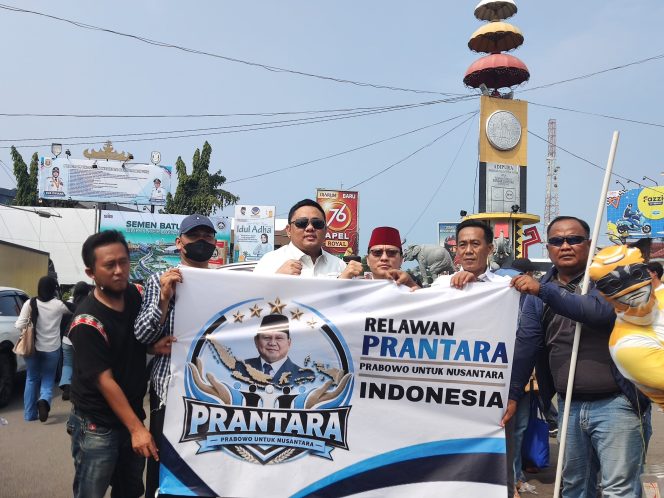 
					Petani hingga Mahasiswa Bersatu, Ribuan Orang Demo Dukung Program Makan Bergizi Gratis