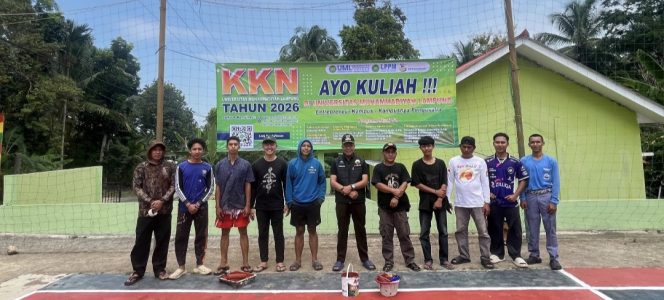 
					Semangat Gotong Royong Mahasiswa KKN UML dan Warga Kerinjing Hidupkan Lapangan Voli Jelang Turnamen