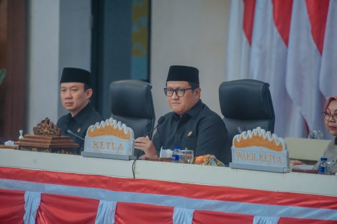 
					12 Raperda Inisiatif DPRD Lampung Menyasar Sektor Strategis, Pemprov Tekankan Manfaat untuk Masyarakat